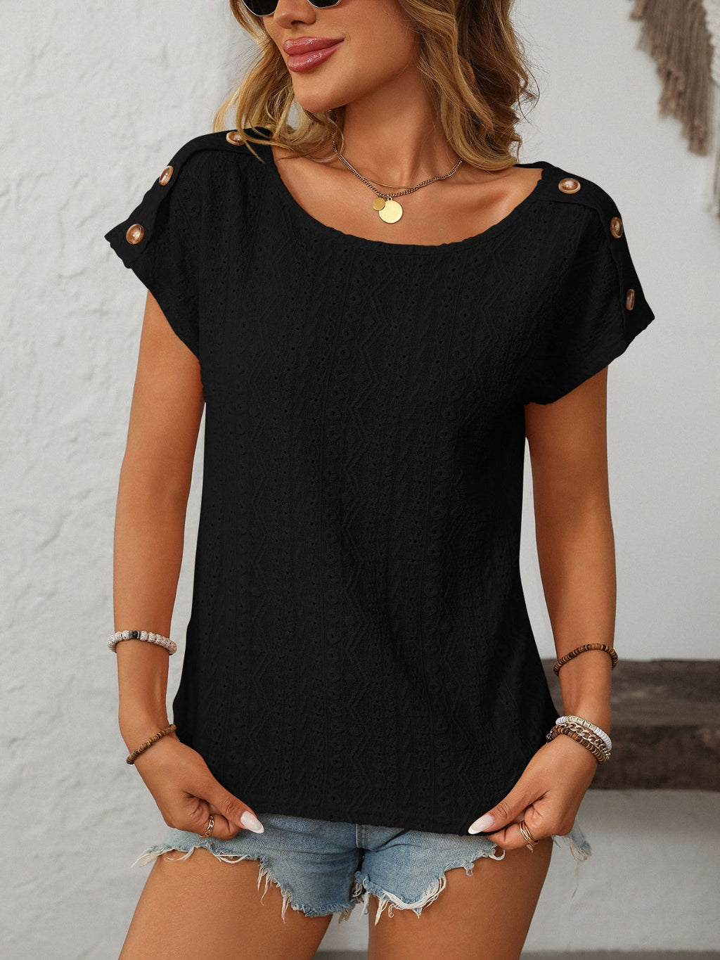 Woman Short Sleeve Top