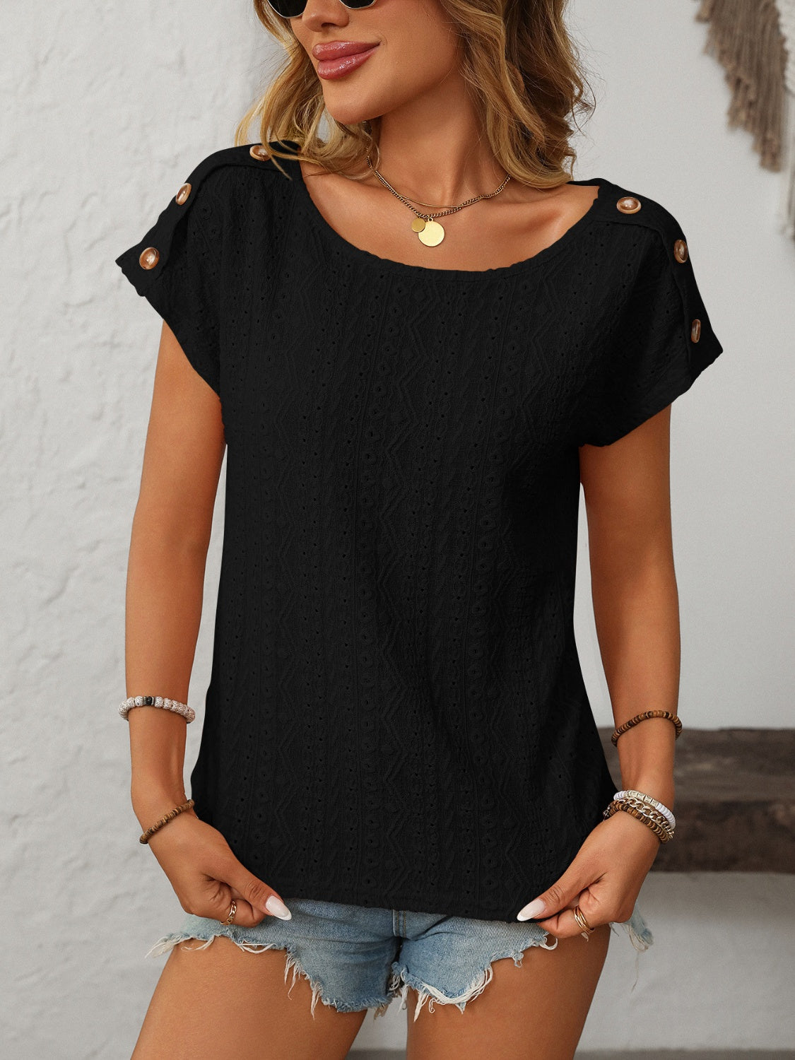 Woman Short Sleeve Top