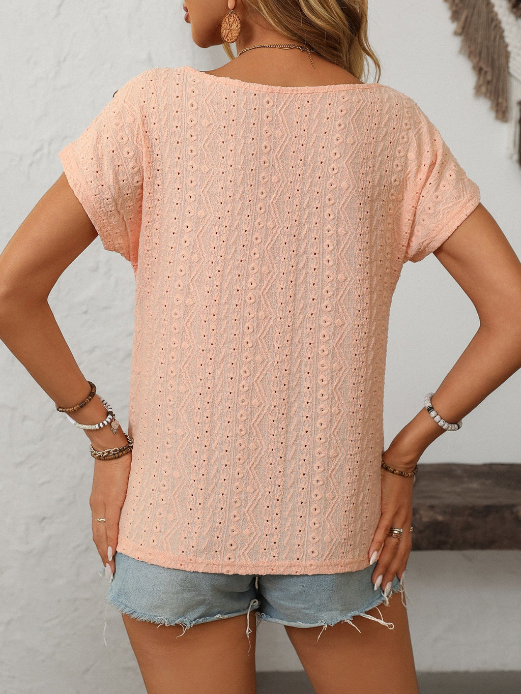 Woman Short Sleeve Top