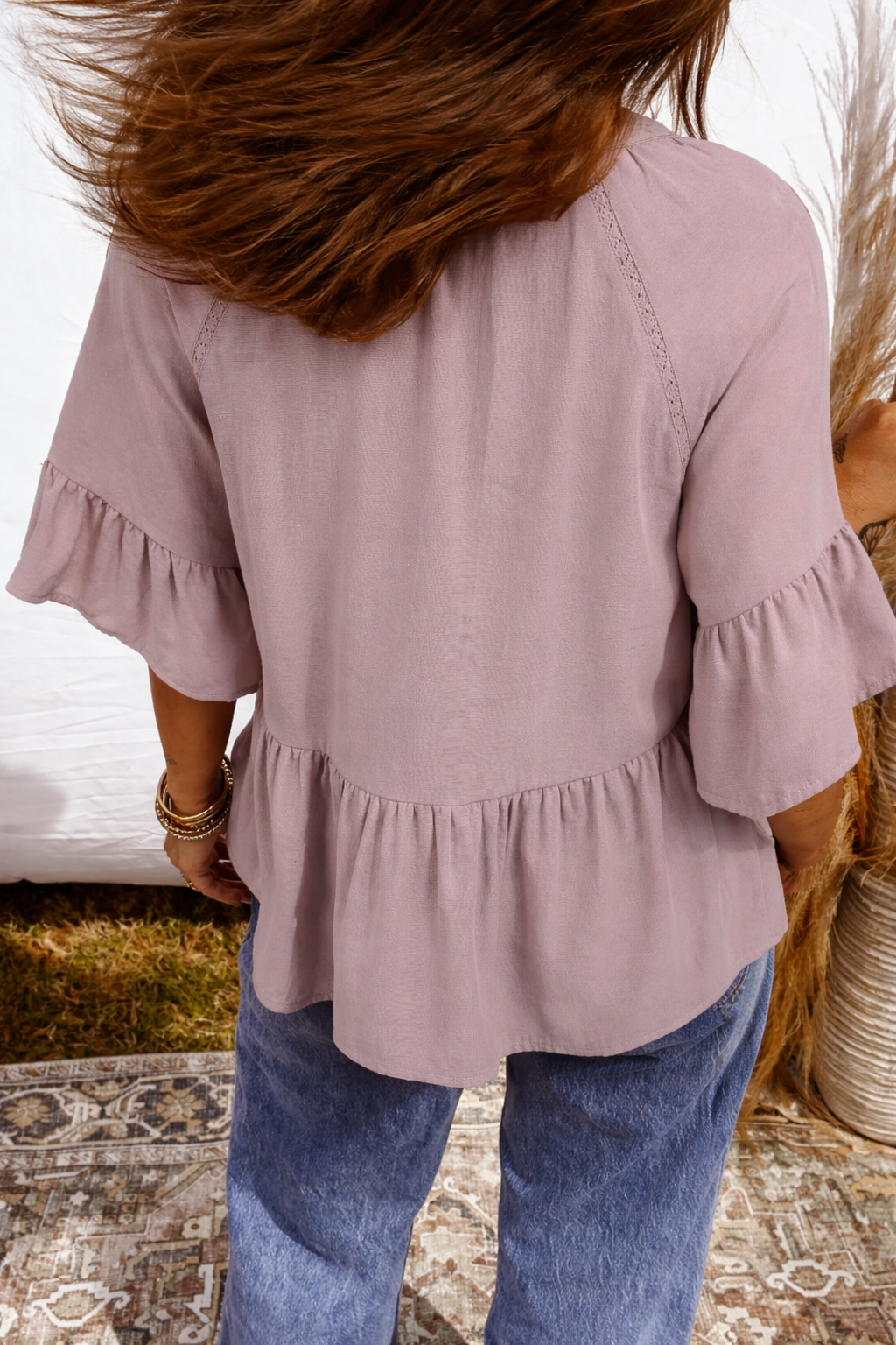 Woman Ainsley Slit Ruffled Loose Blouse