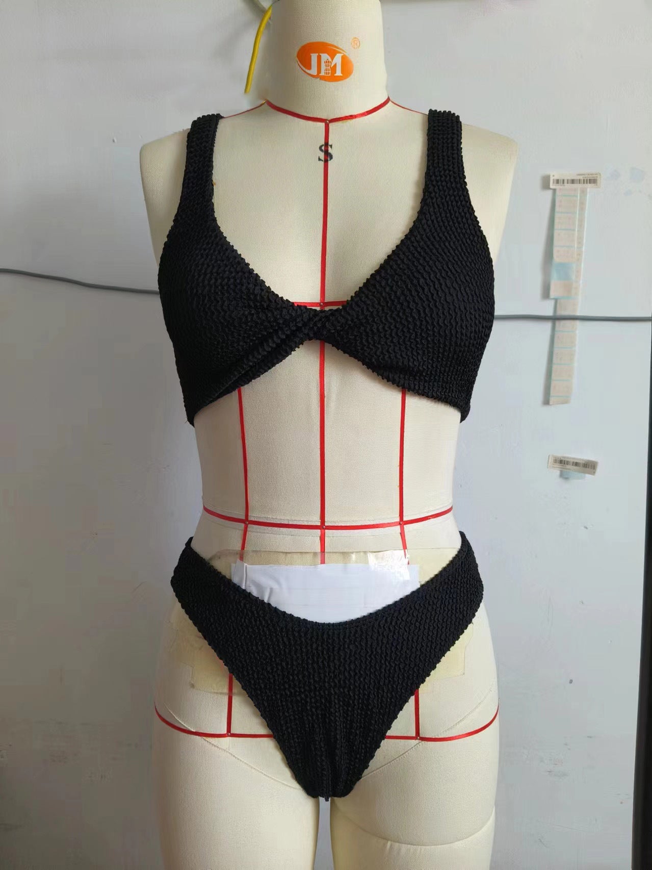 European and American swimsuit women's cross-border bikini swimsuit sexy solid color strap three-point split swimsuit women's in stock wholesale