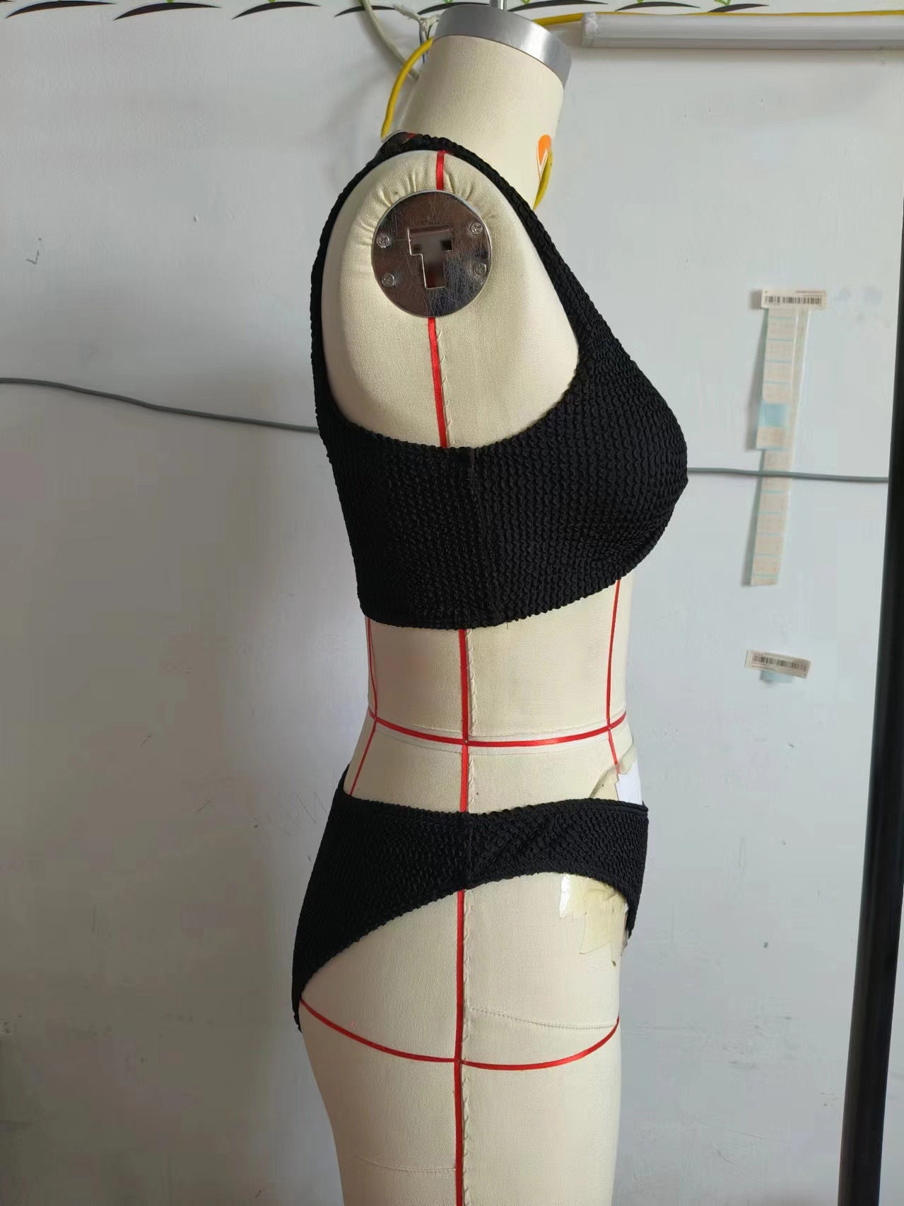 European and American swimsuit women's cross-border bikini swimsuit sexy solid color strap three-point split swimsuit women's in stock wholesale