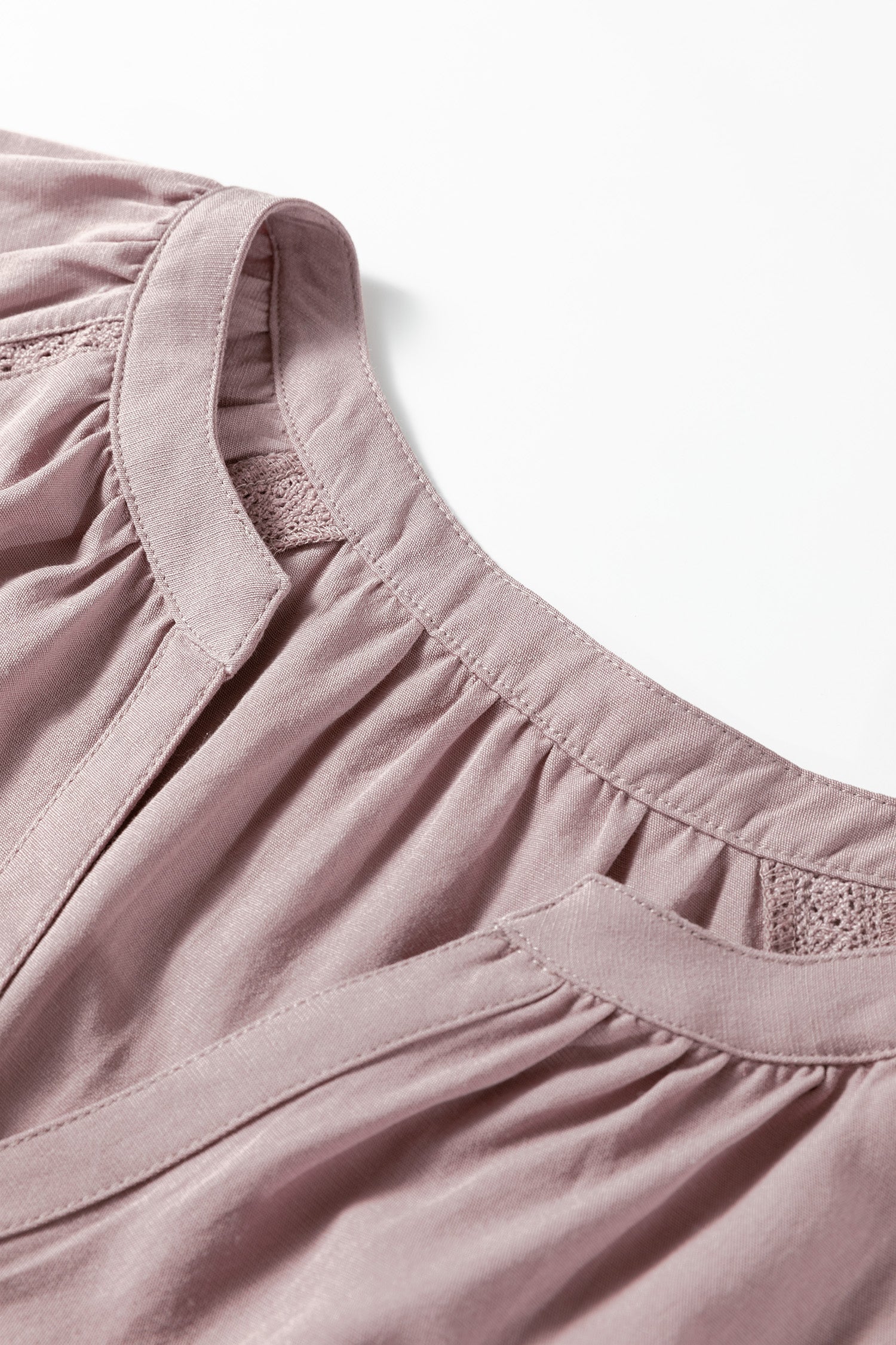 Woman Ainsley Slit Ruffled Loose Blouse