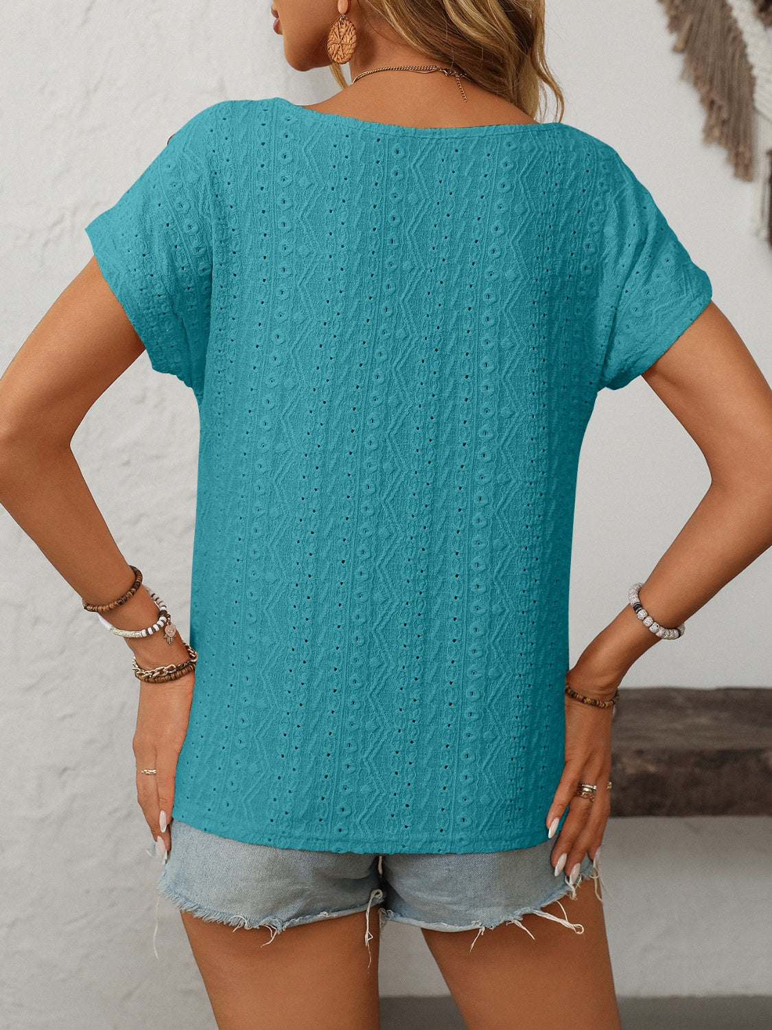 Woman Short Sleeve Top