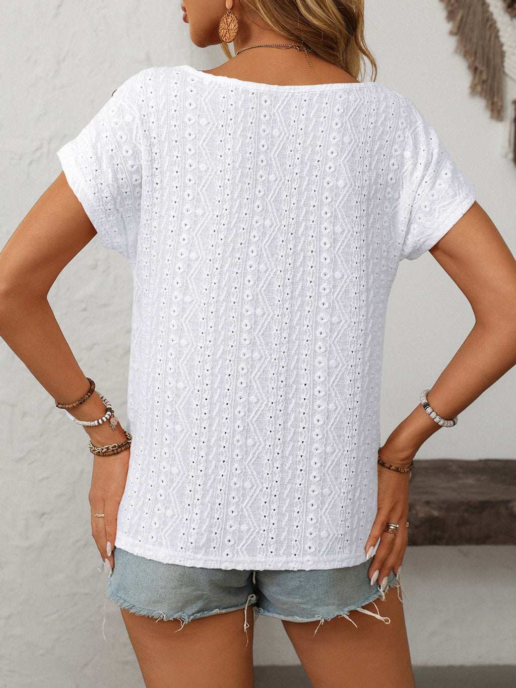 Woman Short Sleeve Top